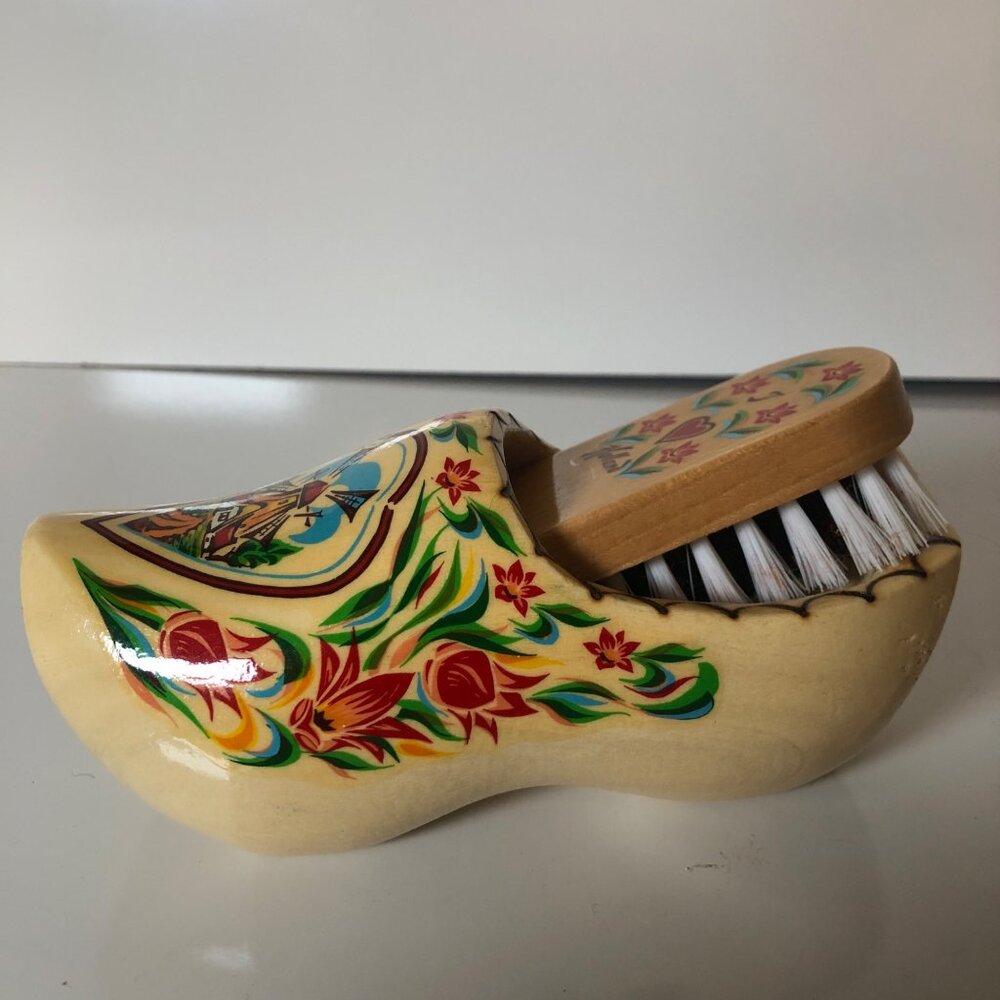 Decorative Dutch Delft Wooden Shoe Brush Holder and Brush Holland Floral Design